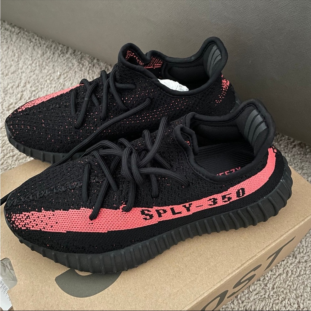 Yeezy Adidas Boost 350 V2 Red Black